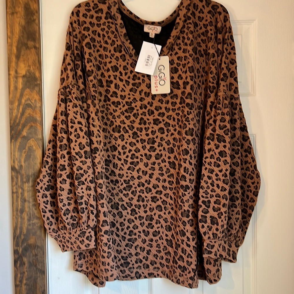 NWT Top